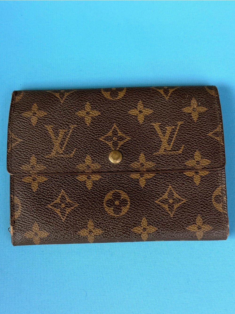 Louis Vuitton Monogram Canvas trifold wallet AUTHENTIC